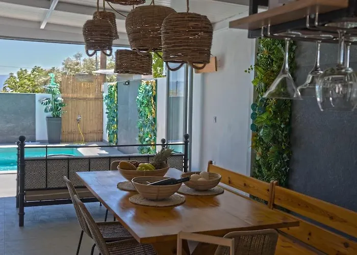 Βίλα Thermis Luxury Villa, Λουτράκι